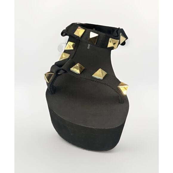 Studded Platform Sandals By Wild Diva Lounge - Picture 5 of 9